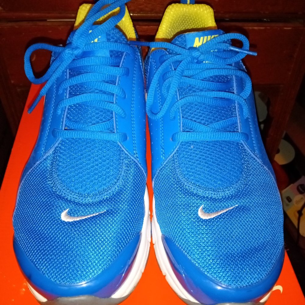 womens Nike size 9.5